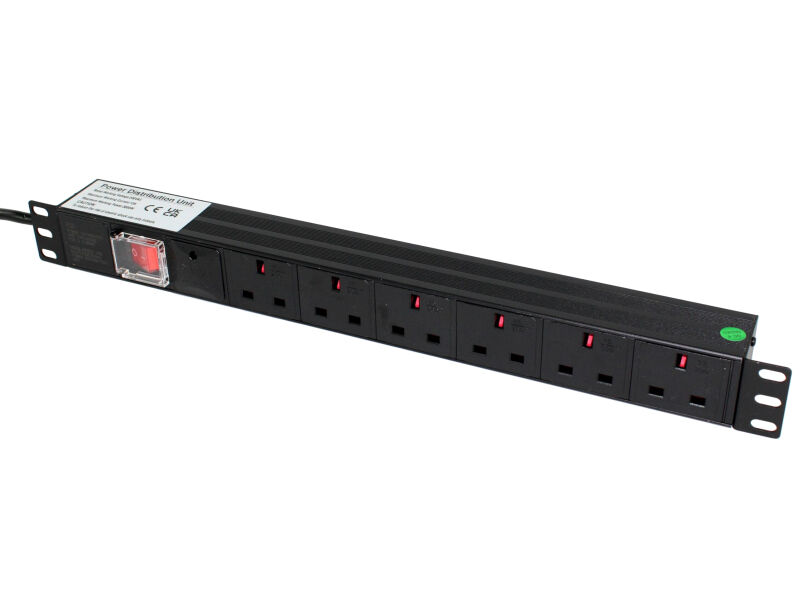 CLEAR FLOW 6 Way Horizontal PDU c/wUK Lead